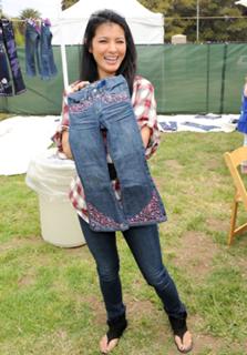 Kelly Hu feet photo thumbnail