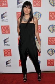 Kelly Hu feet photo thumbnail