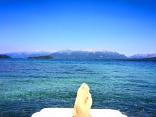 Kelly Hu feet photo thumbnail