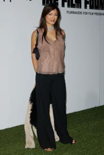 Kelly Hu feet photo thumbnail