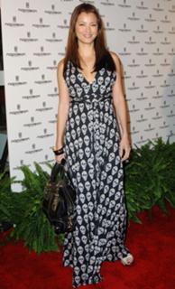 Kelly Hu feet photo thumbnail