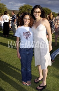 Kelly Hu feet photo thumbnail