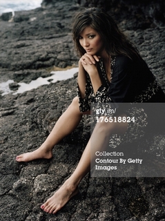 Kelly Hu feet photo thumbnail