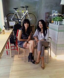 Kelly Hu feet photo thumbnail