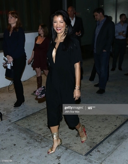 Kelly Hu feet photo thumbnail