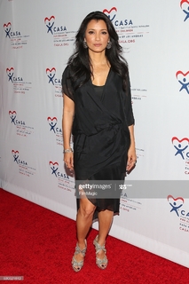 Kelly Hu feet photo thumbnail