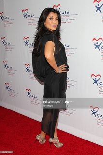 Kelly Hu feet photo thumbnail