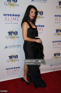 Kelly Hu feet photo thumbnail