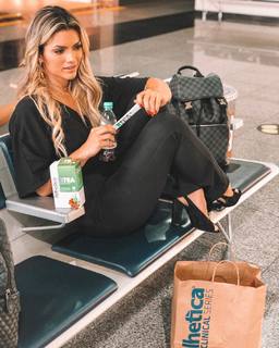 Kelly Key feet photo thumbnail