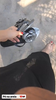 Kelly Key feet photo thumbnail