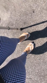 Kelly Key feet photo thumbnail