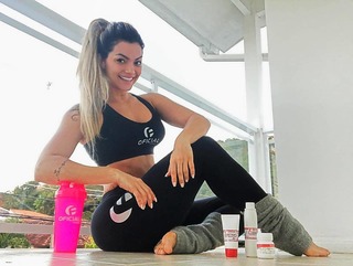 Kelly Key feet photo thumbnail