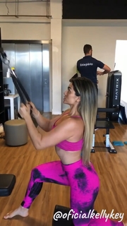 Kelly Key feet photo thumbnail