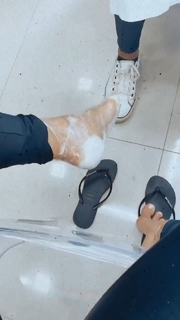 Kelly Key feet photo thumbnail