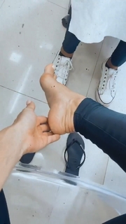 Kelly Key feet photo thumbnail