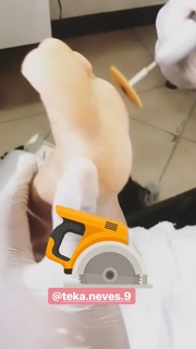 Kelly Key feet photo thumbnail