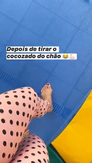Kelly Key feet photo thumbnail