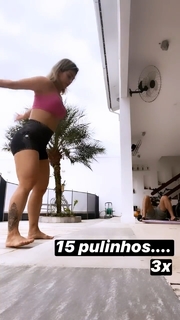 Kelly Key feet photo thumbnail