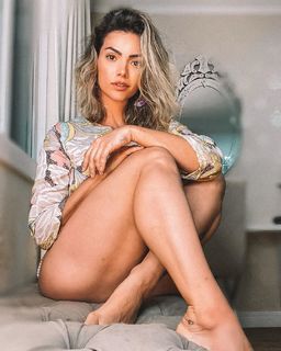 Kelly Key feet photo thumbnail