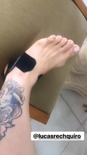 Kelly Key feet photo thumbnail
