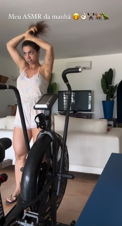 Kelly Key feet photo thumbnail