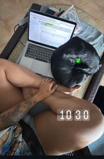 Kelly Key feet photo thumbnail