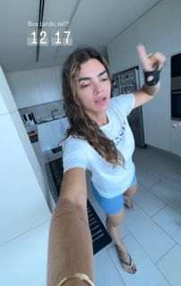 Kelly Key feet photo thumbnail