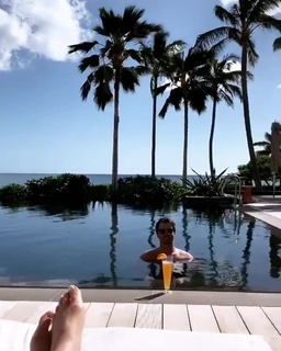 Kelly Kruger feet photo 2