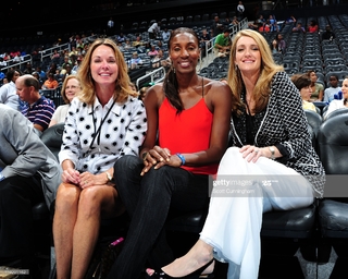 Kelly Loeffler feet photo 2