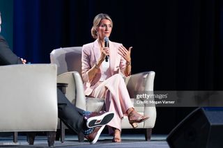 Kelly Loeffler feet photo 2