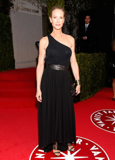 Kelly Lynch feet photo thumbnail