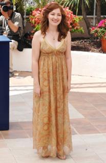 Kelly Macdonald feet photo thumbnail