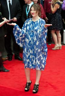 Kelly Macdonald feet photo thumbnail