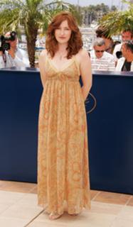 Kelly Macdonald feet photo thumbnail