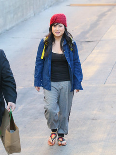Kelly Marie Tran feet photo 8