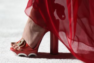 Kelly Marie Tran feet photo 4
