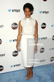 Kelly McCreary feet photo 10