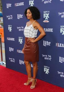 Kelly McCreary feet photo 1