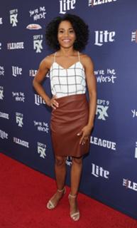 Kelly McCreary feet photo 20