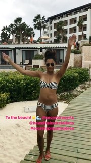 Kelly McCreary feet photo 12