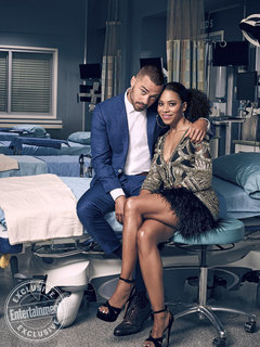 Kelly McCreary feet photo 1