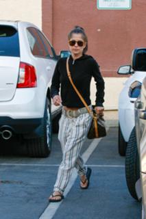 Kelly Monaco feet photo thumbnail