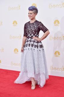Kelly Osbourne feet photo thumbnail