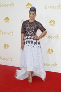 Kelly Osbourne feet photo thumbnail