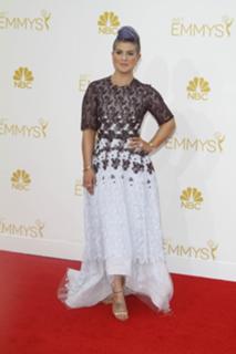 Kelly Osbourne feet photo thumbnail