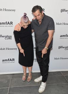Kelly Osbourne feet photo thumbnail