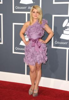 Kelly Osbourne feet photo thumbnail