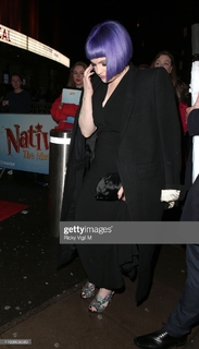 Kelly Osbourne feet photo thumbnail