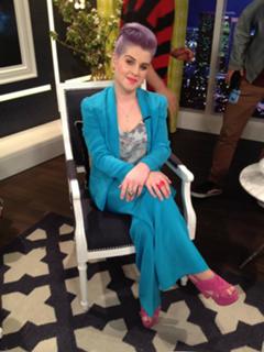 Kelly Osbourne feet photo thumbnail