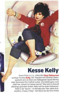 Kelly Osbourne feet photo thumbnail